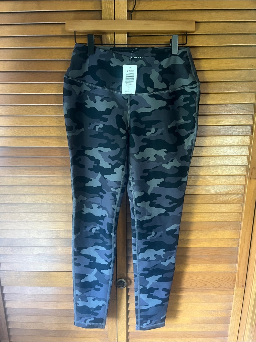 Torrid Black & Gray Camo High-Rise Leggings NWT size 0 - 12